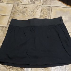 NWOT black skirt